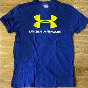 Under Armour t-shirt
